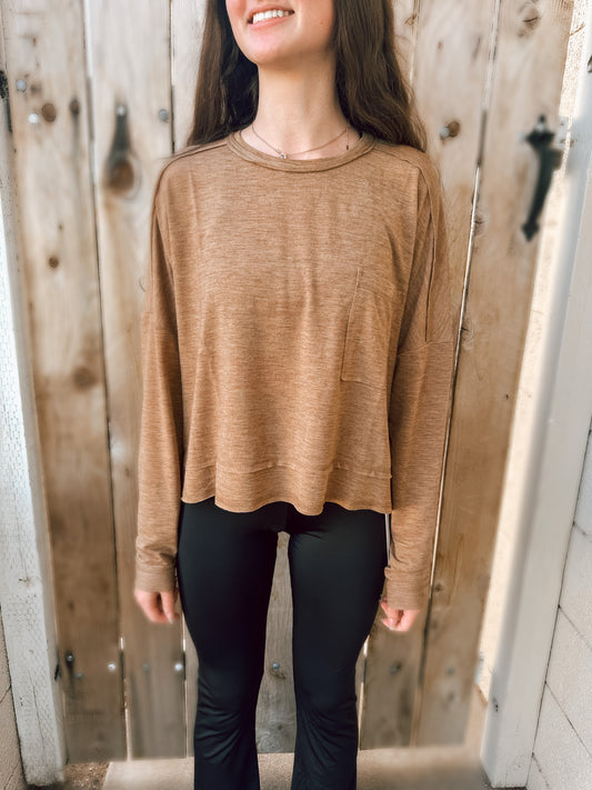 Relaxed fit long sleeve crop